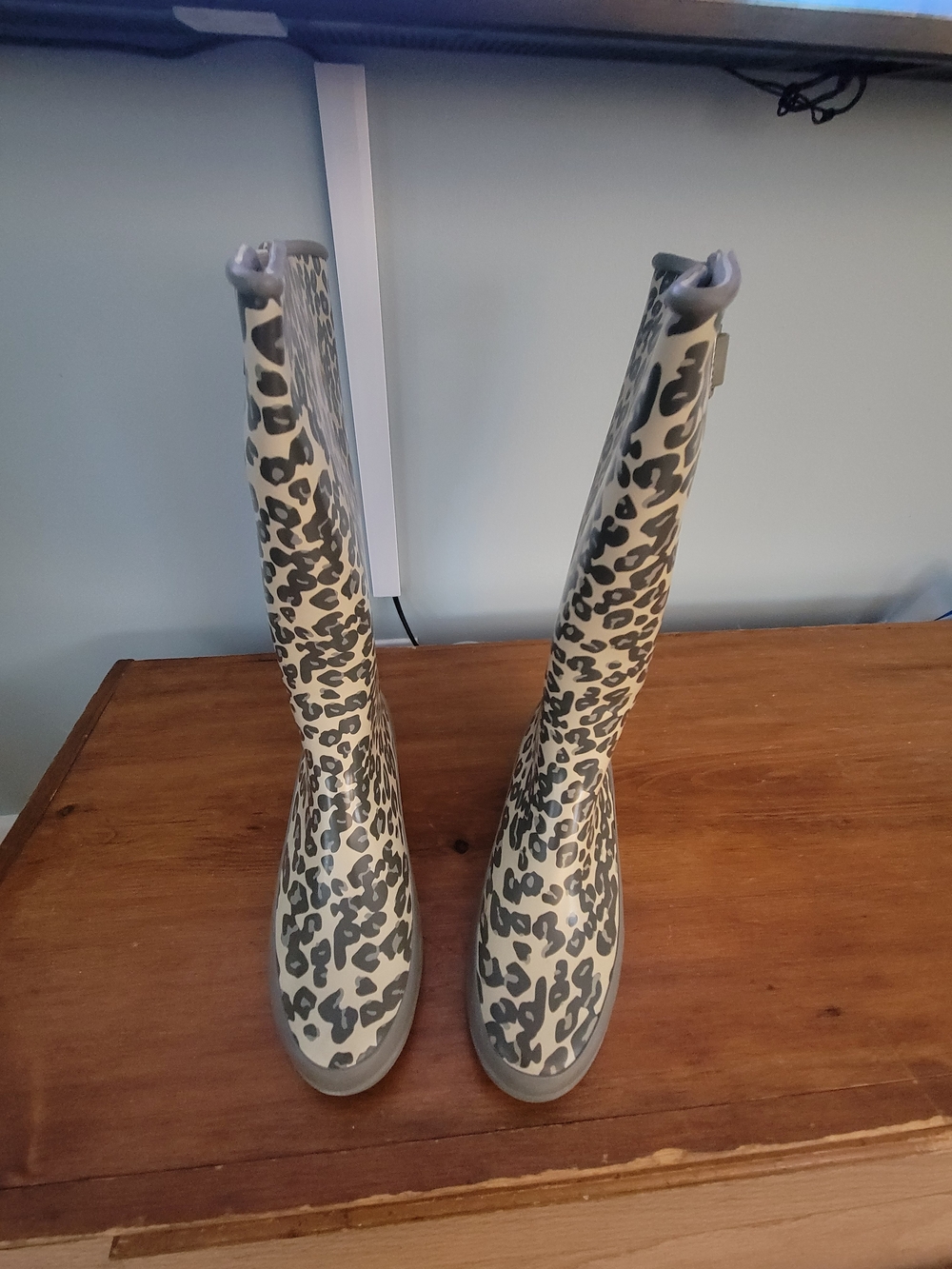 Sperry Women’s Tall Leopard Print Rain Boots - Gray/Cream, 8